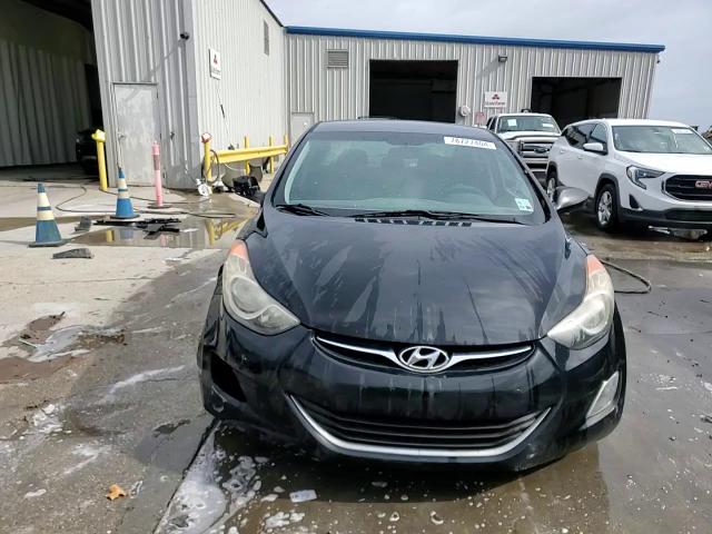 2013 Hyundai Elantra - Image 13