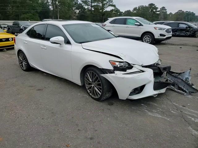 2015 Lexus IS - Image 11