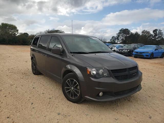 2018 Dodge Caravan - Image 11