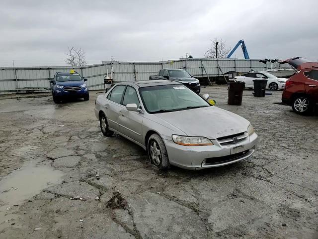 1998 Honda Accord - Image 10