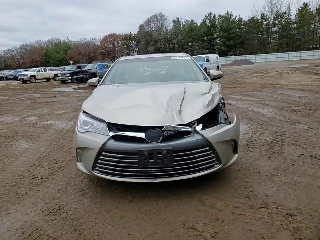 2017 Toyota Camry - Image 10