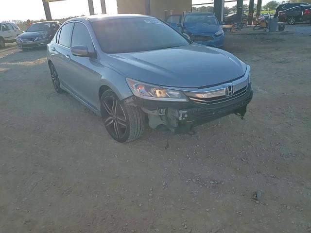 2017 Honda Accord - Image 11