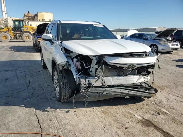 2022 Toyota Highlander Platinum VIN: 5TDFZRAHXNS103035 Lot: 79730074