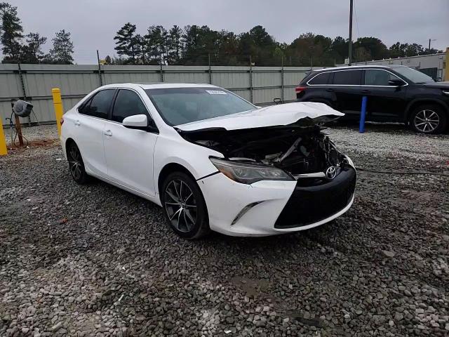 2015 Toyota Camry - Image 13