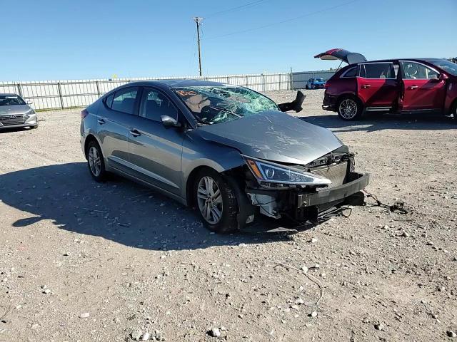 2019 Hyundai Elantra - Image 11