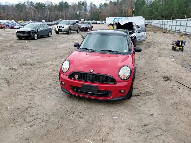 2011 Mini Cooper VIN: WMWSU3C52BT093334 Lot: 81074644