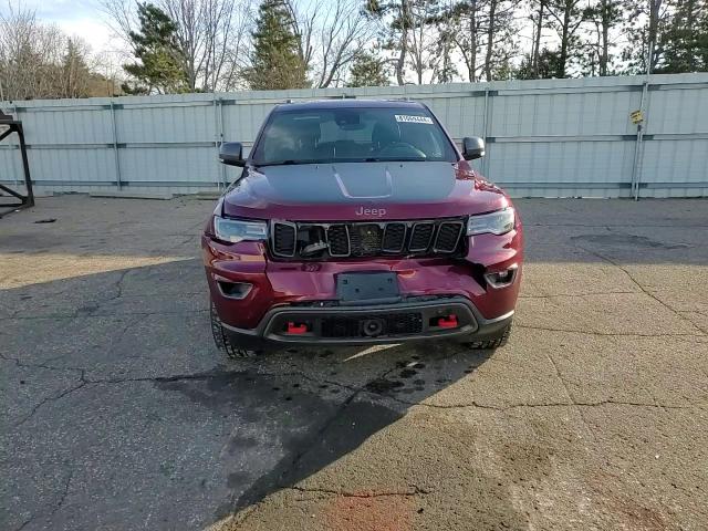 2017 Jeep Grand Cherokee - Image 12