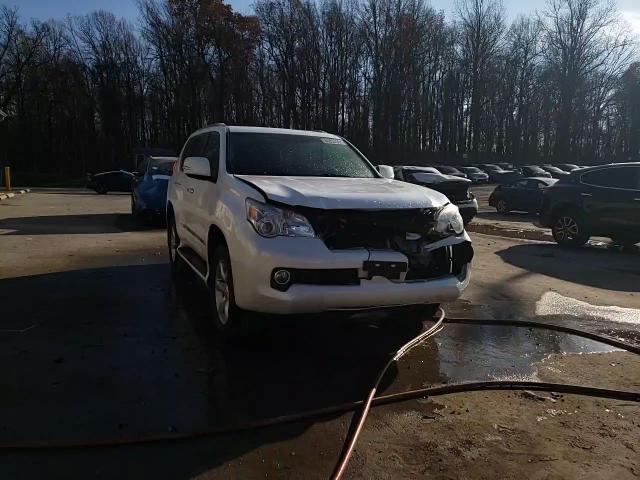 2012 Lexus GX - Image 15