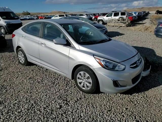 2017 Hyundai Accent - Image 11