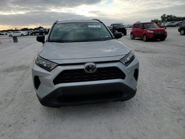 2020 Toyota RAV 4 - Image 12