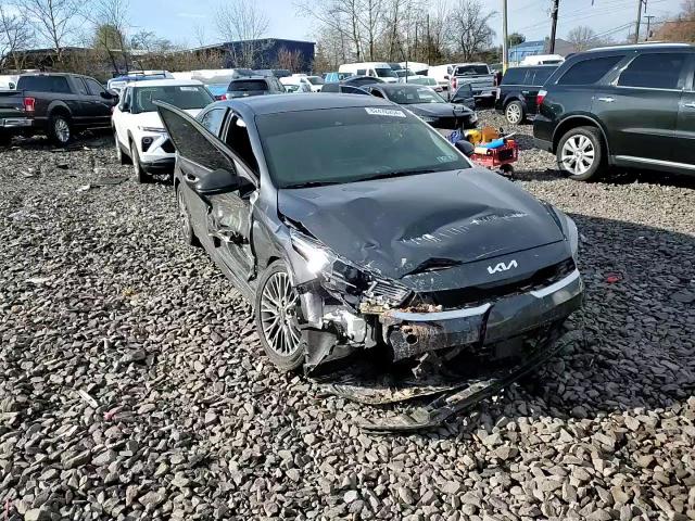 2024 Kia Forte - Image 11