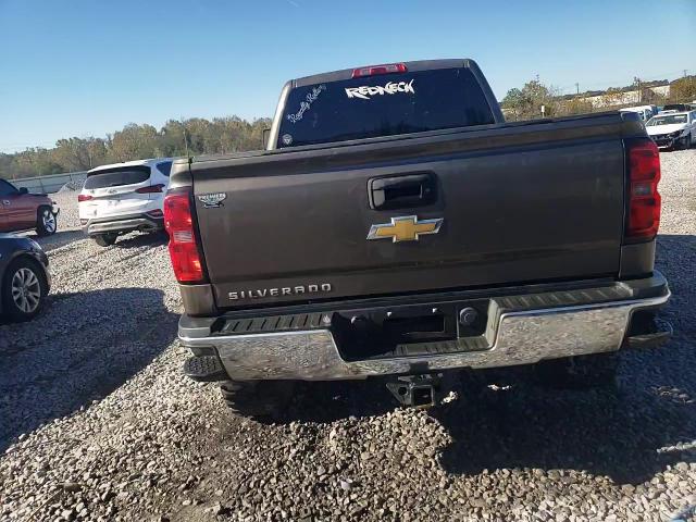 2015 Chevrolet Silverado - Image 13