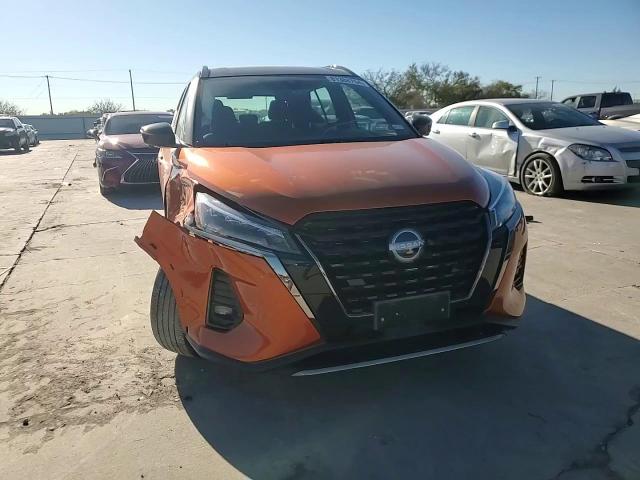 2017 Nissan Kicks Sr VIN: 3N1CP5DV5NL494719 Lot: 81388754