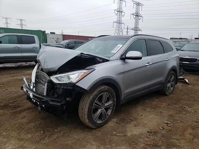 2016 Hyundai Santa Fe - Image 11