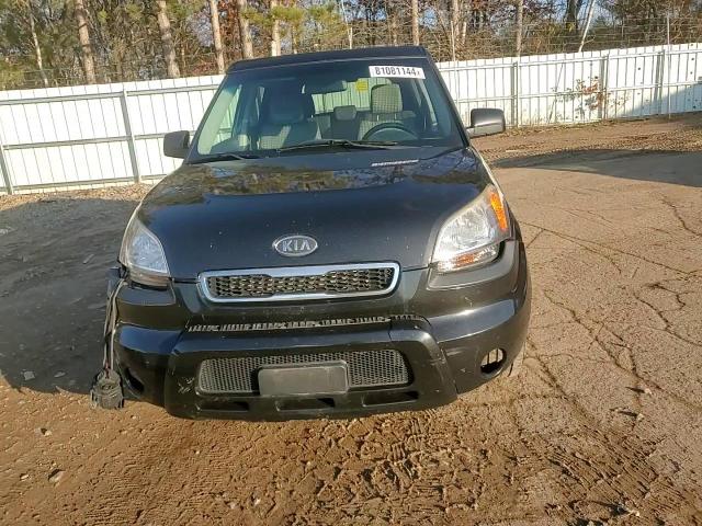 2011 Kia Soul + VIN: KNDJT2A24B7275663 Lot: 81081144