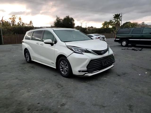 2021 Toyota Sienna Xle VIN: 5TDJRKEC3MS038141 Lot: 80937674