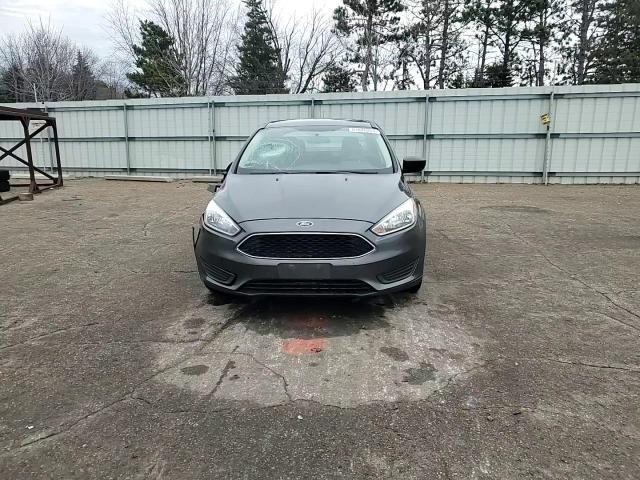 2017 Ford Focus - Image 10