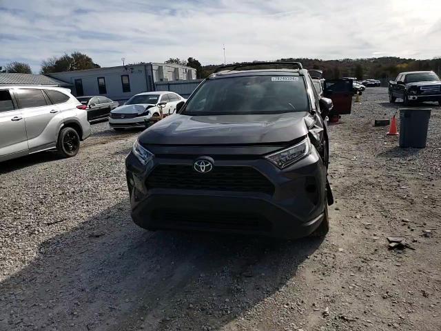 2021 Toyota RAV 4 - Image 12