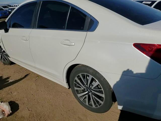 2018 Subaru Legacy - Image 10