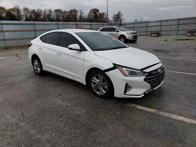 2019 Hyundai Elantra - Image 11