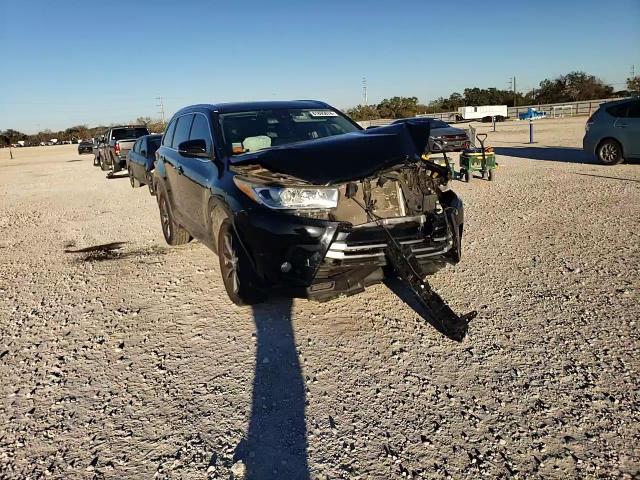 2018 Toyota Highlander - Image 12