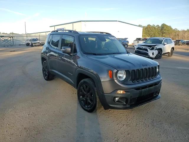 2016 Jeep Renegade - Image 14
