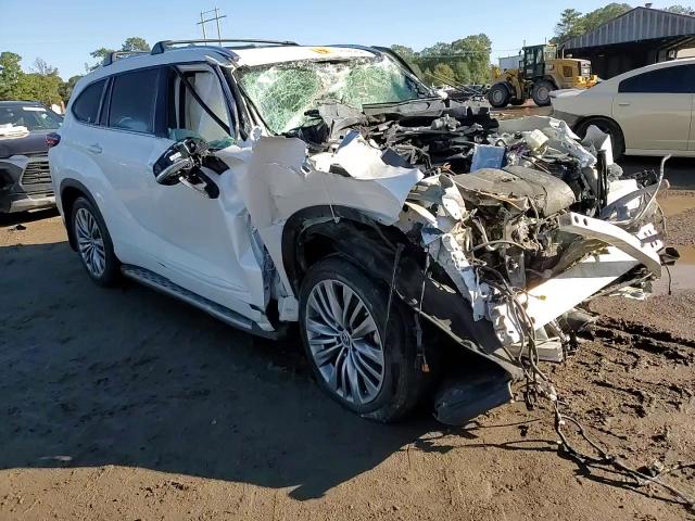 2021 Toyota Highlander Platinum VIN: 5TDFZRAH5MS077488 Lot: 81285984