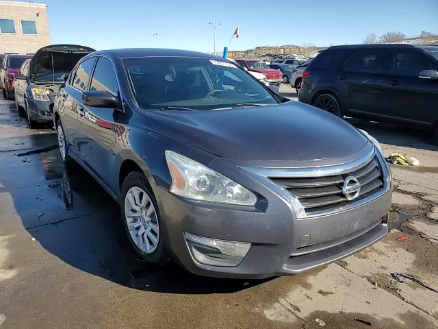 2013 Nissan Altima - Image 13