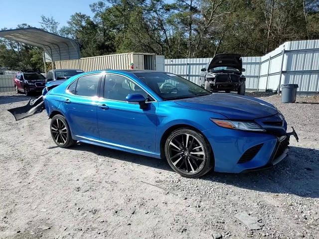 2018 Toyota Camry - Image 11