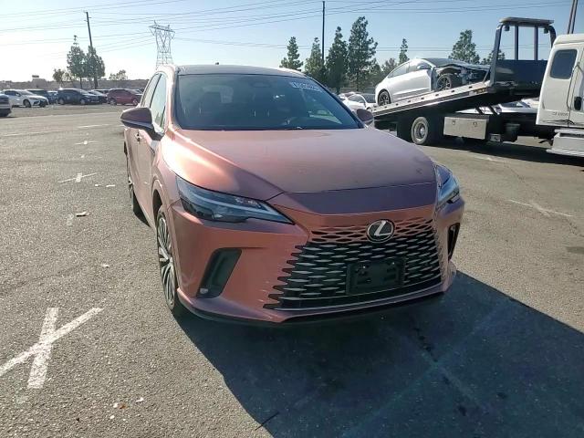 2023 Lexus RX - Image 12