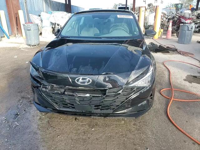 2022 Hyundai Elantra - Image 14