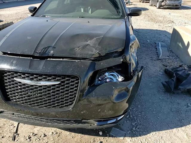 2016 Chrysler 300 S VIN: 2C3CCAGGXGH161995 Lot: 81745564