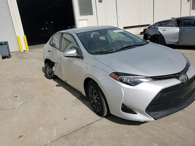 2018 Toyota Corolla L VIN: 2T1BURHE4JC008000 Lot: 78239384