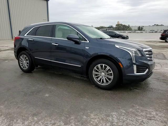 2019 Cadillac XT5 - Image 11