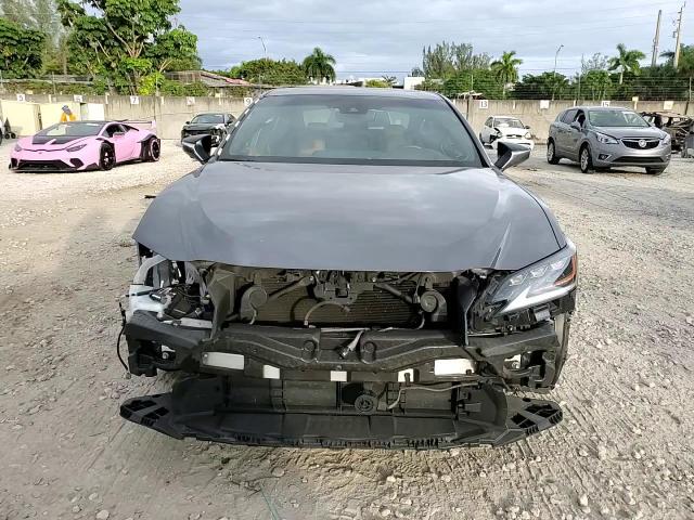 2021 Lexus ES - Image 14