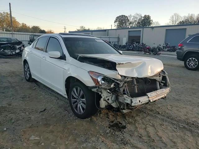 2011 Honda Accord Exl VIN: 1HGCP2F82BA057350 Lot: 80084564