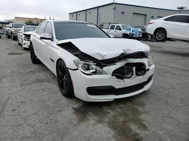 2013 BMW 7er - Image 13