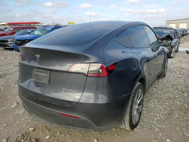 2024 Tesla Model Y VIN: 7SAYGDEE2RA227165 Lot: 79444724