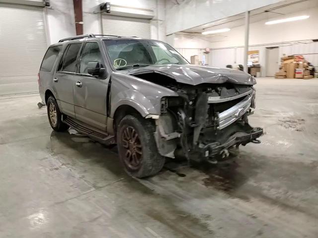 2011 Ford Expedition - Image 12