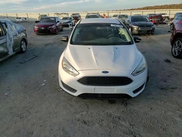 2017 Ford Focus - Image 11