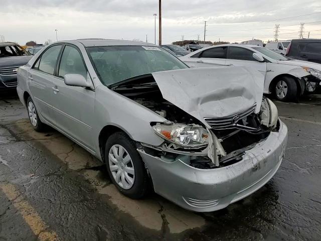 2005 Toyota Camry Le VIN: 4T1BE32K35U435018 Lot: 78418464