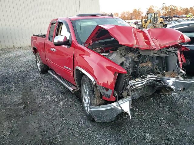 2010 GMC Sierra - Image 11