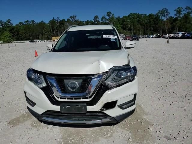 2017 Nissan Rogue - Image 14
