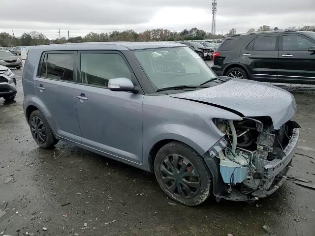 2010 Scion xB - Image 11