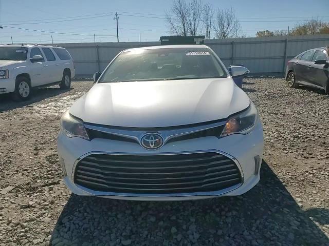 2018 Toyota Avalon - Image 10