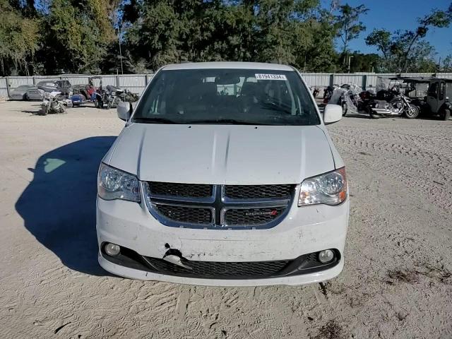 2019 Dodge Caravan - Image 11