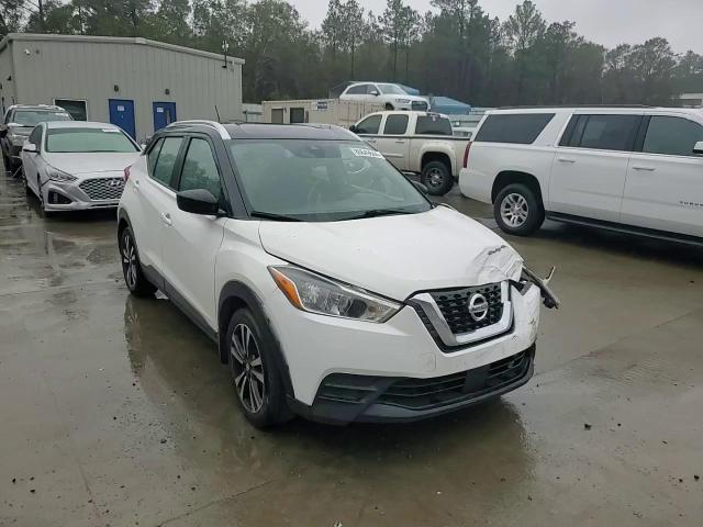 2020 Nissan Kicks Sv VIN: 3N1CP5CV0LL487613 Lot: 80649844