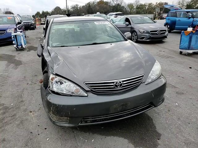 2006 Toyota Camry - Image 10