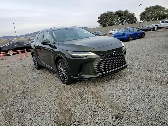 2023 Lexus RX - Image 11