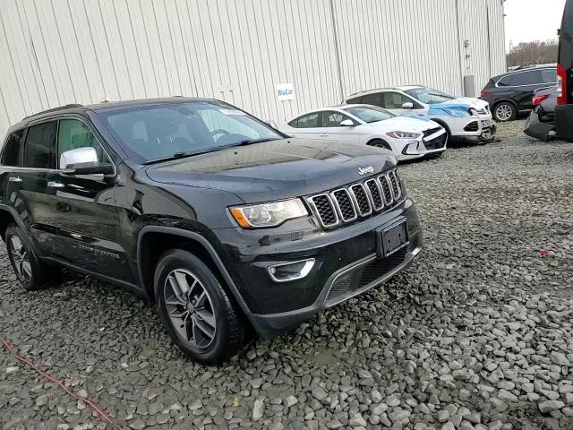 2017 Jeep Grand Cherokee - Image 15